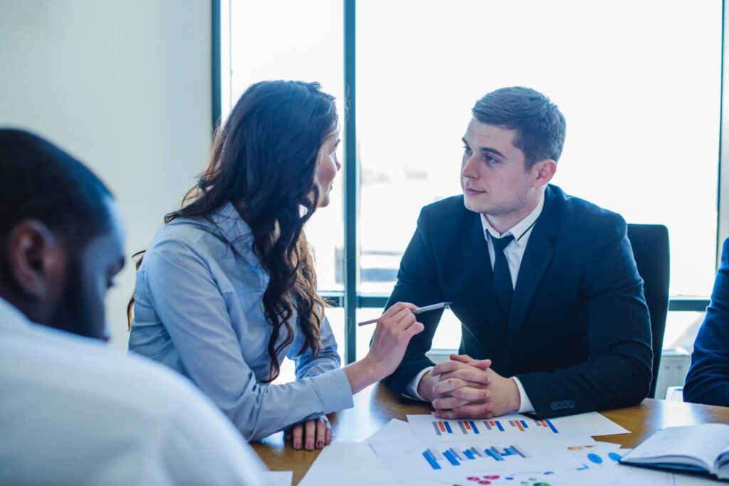 2025 UAE Business Landscape: A Smart Guide for New Entrepreneurs